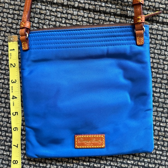 NEW🔥Dooney & Bourke SUMMER North/South😎Crossbody Travel Bag💙🧡💚 Must SEE👀🔥 - Picture 9 of 10